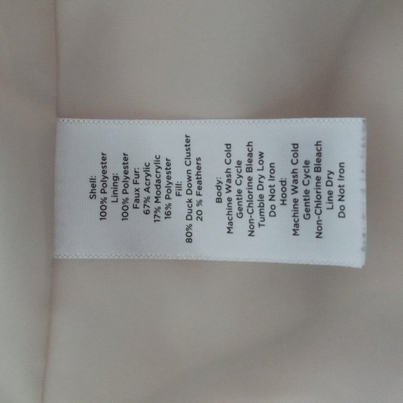 Talbots Woman's Medium Cream Vest With Removable Fur Trimmed Hood - Picture 8 of 9